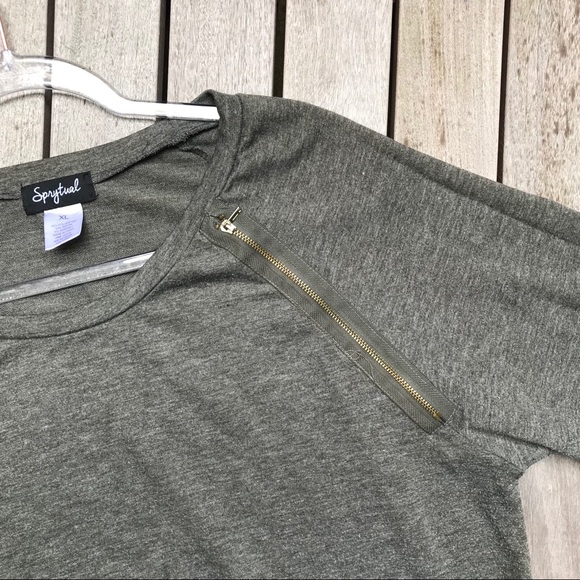 SPRYTUAL Grey Crew Neck Bronze Zipper DetailLong Sleeve Pullover Sweater - Picture 4 of 5